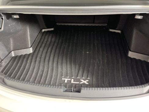 Used 2023 Acura TLX w/ Technology Package image 9