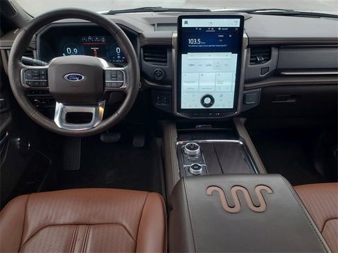 Used 2023 Ford Expedition Max King Ranch image 28