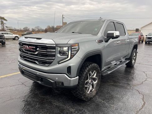 Used 2024 GMC Sierra 1500 SLT w/ SLT Premium Plus Package image 1