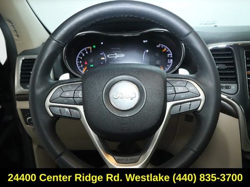 Used 2014 Jeep Grand Cherokee Laredo w/ 18" Wheel & 8.4" Radio Group AWD/4WD image 19