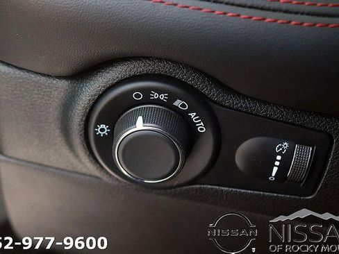Used 2024 Dodge Durango GT AWD/4WD image 28