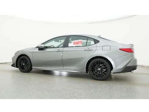 New 2026 Toyota Camry SE FWD image 20