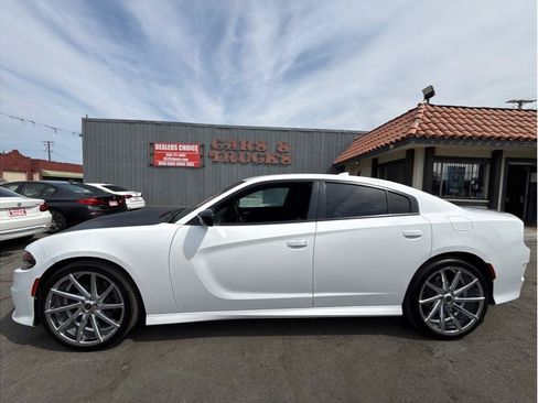 Used 2020 Dodge Charger GT w/ Blacktop Package RWD image 2