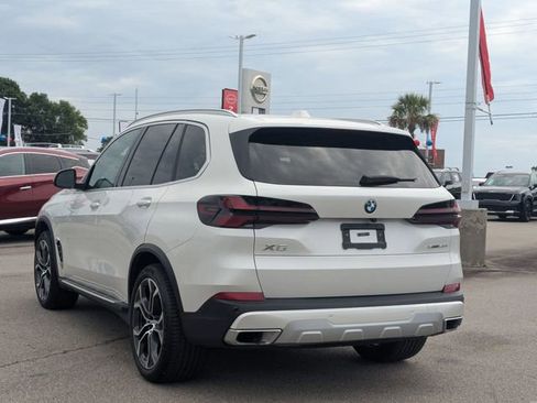 Used 2024 BMW X5 sDrive40i w/ Premium Package RWD image 5