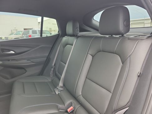Used 2025 Buick Envista Sport Touring w/ Convenience I Package FWD image 11