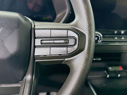 Used 2023 Chevrolet Colorado Trail Boss w/ Technology Package image 23