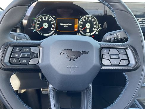 Used 2025 Ford Mustang Dark Horse image 10
