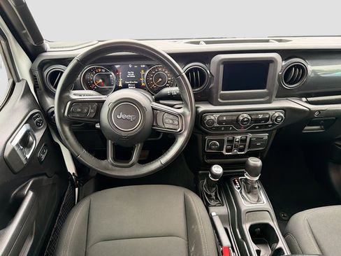 Used 2022 Jeep Gladiator Sport image 16