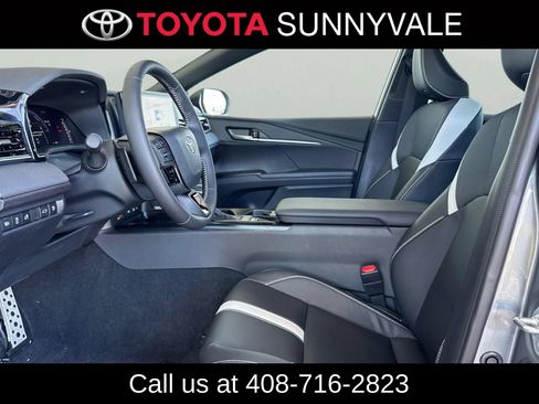 Used 2026 Toyota Camry SE w/ Multimedia Upgrade Package FWD image 14