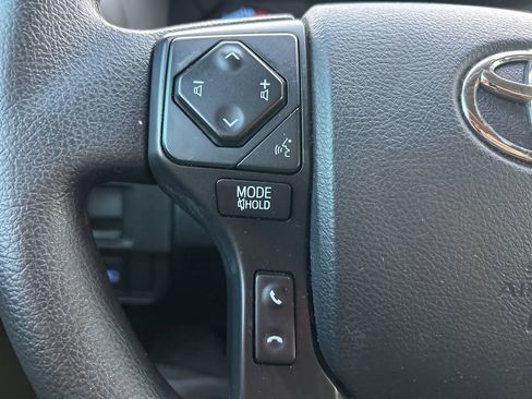 Used 2019 Toyota Tacoma SR w/ SR Convenience Package image 25