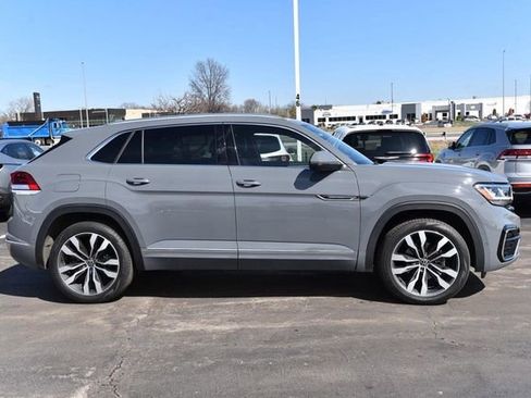 Certified 2023 Volkswagen Atlas Cross Sport SEL Premium R-Line image 5