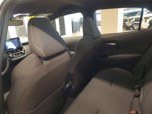 Used 2025 Toyota Corolla SE image 11