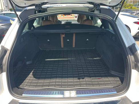 Used 2025 Mercedes-Benz E 450 4MATIC All-Terrain Wagon image 9