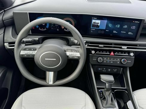 New 2026 Hyundai Santa Cruz SE FWD image 17