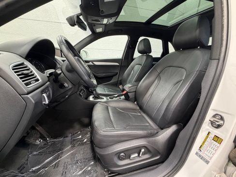 Used 2018 Audi Q3 2.0T Premium w/ Convenience Package AWD/4WD image 21