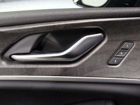 New 2025 Jeep Grand Cherokee Limited w/ Luxury Tech Group II image 30