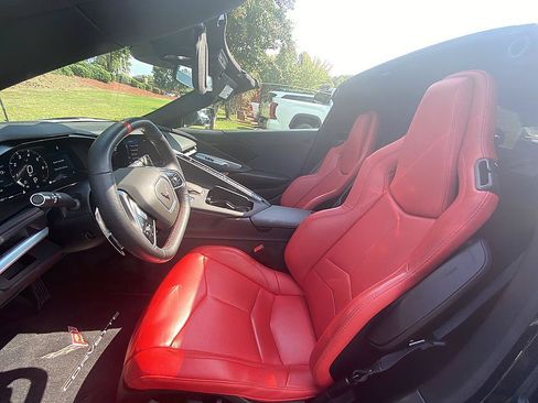 Used 2023 Chevrolet Corvette Stingray Coupe w/ 1LT RWD image 10
