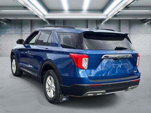 Used 2022 Ford Explorer XLT w/ Equipment Group 202A image 27