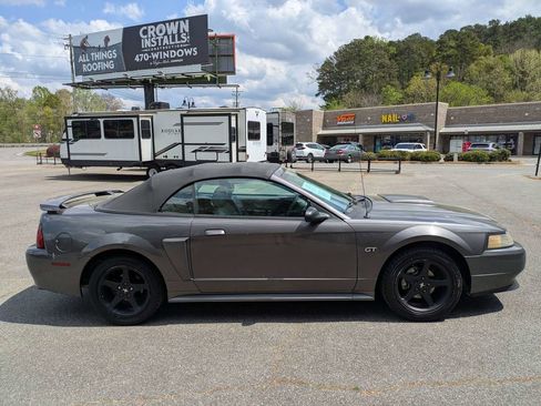 Used 2003 Ford Mustang GT RWD image 3