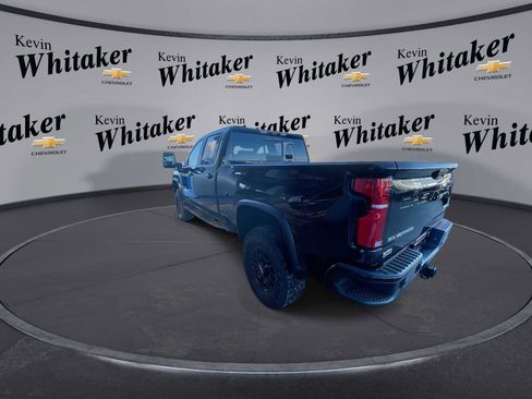 Used 2025 Chevrolet Silverado 2500 ZR2 w/ Technology Package image 6