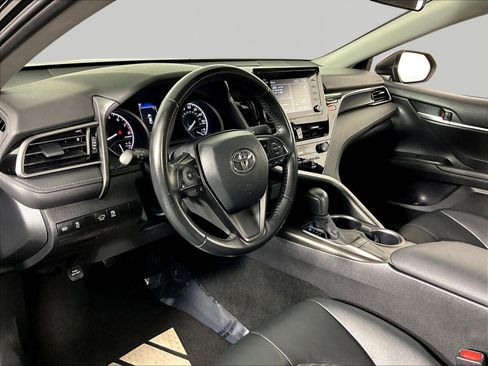 Used 2024 Toyota Camry SE FWD image 17