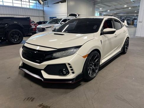 Used 2019 Honda Civic Type R image 7