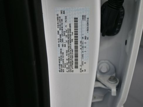 Used 2025 Ford F250 XLT image 18