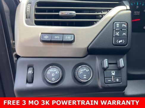 Used 2020 GMC Yukon Denali image 12