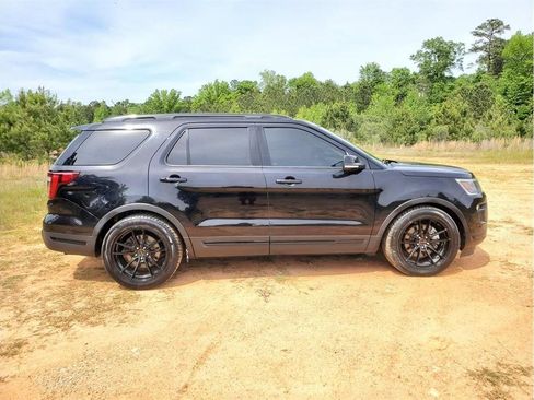 Used 2019 Ford Explorer Sport w/ Equipment Group 401A AWD/4WD image 15