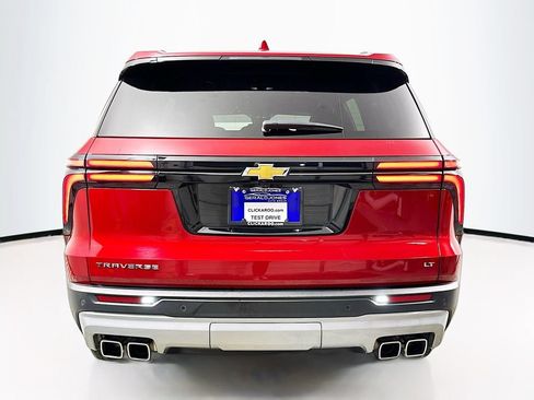 Used 2024 Chevrolet Traverse LT FWD image 15