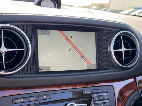 Used 2014 Mercedes-Benz SL 550 image 17