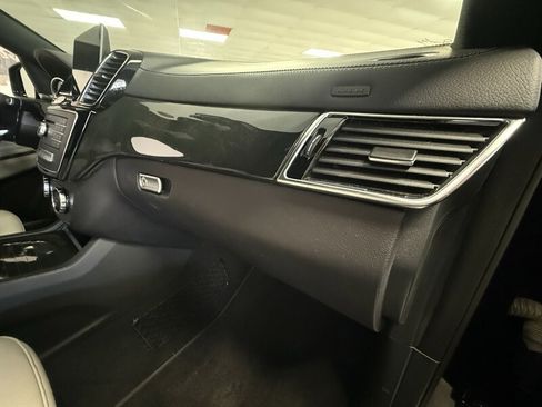 Used 2017 Mercedes-Benz GLE 43 AMG 4MATIC Coupe w/ Premium 2 Package image 23