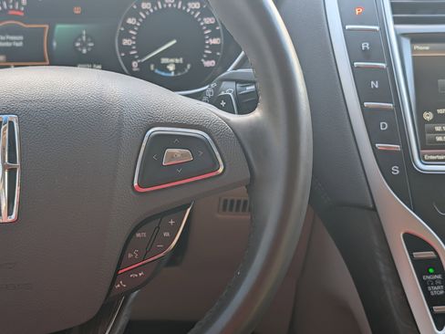 Used 2016 Lincoln MKX Reserve w/ Technology Package image 26