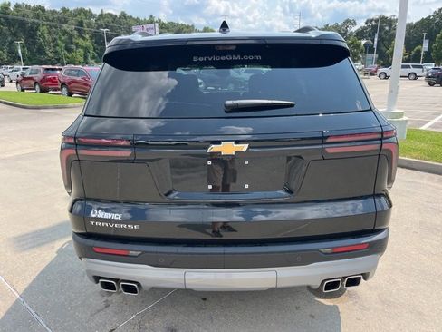 New 2026 Chevrolet Traverse LT w/ Driver Confidence Package image 5