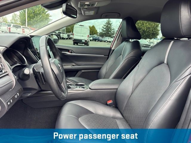 Used 2023 Toyota Camry XSE FWD image 10