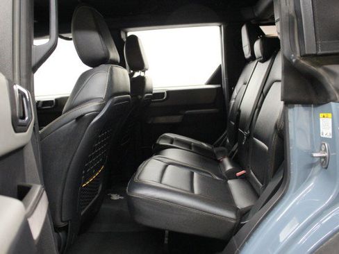 Used 2022 Ford Bronco Badlands image 31