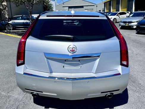 Used 2013 Cadillac CTS V RWD image 7