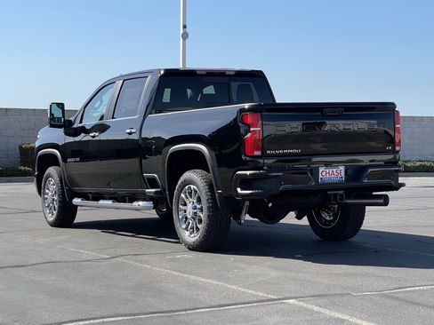 New 2026 Chevrolet Silverado 2500 LT w/ Z71 Chrome Sport Edition AWD/4WD image 6
