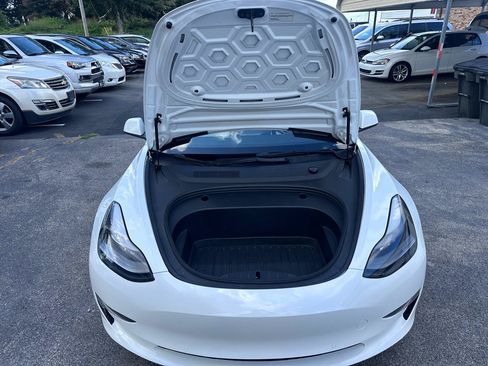 Used 2022 Tesla Model 3 Long Range AWD/4WD image 40