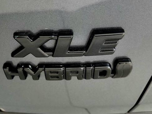 Used 2023 Toyota RAV4 XLE Premium AWD/4WD image 14