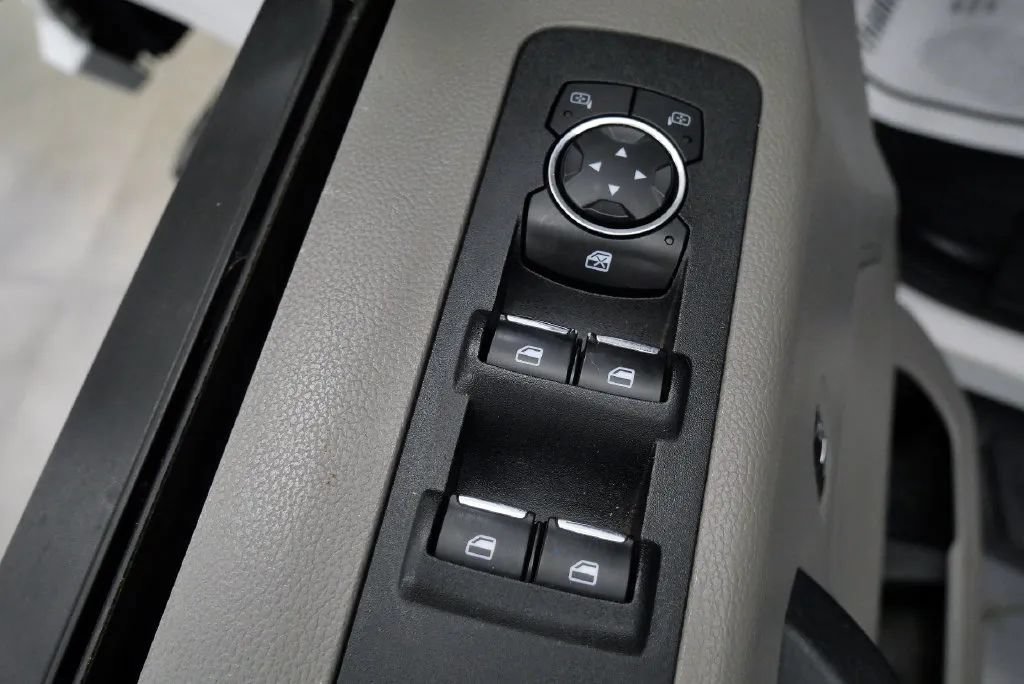 Used 2018 Ford F150 XL w/ Equipment Group 101A Mid AWD/4WD image 13