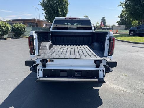 New 2026 GMC Sierra 2500 AT4X w/ LPO, Black Badging Package AWD/4WD image 27