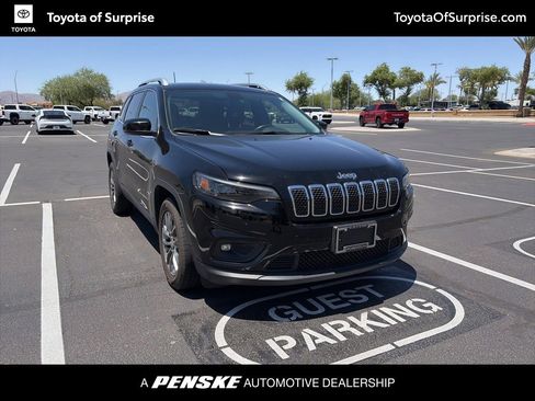 Used 2019 Jeep Cherokee Latitude Plus FWD image 1