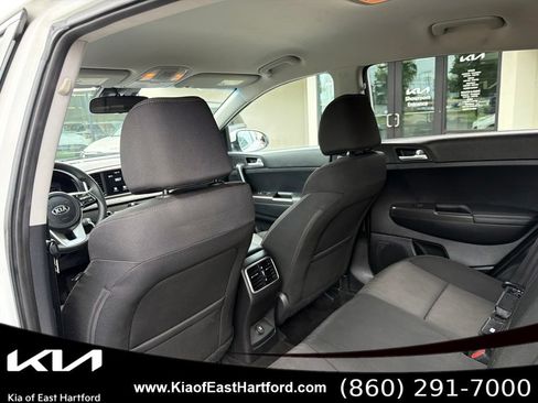 Used 2020 Kia Sportage LX AWD/4WD image 19
