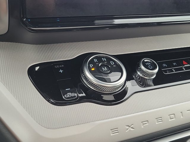 New 2027 Ford Expedition Max Active RWD image 32