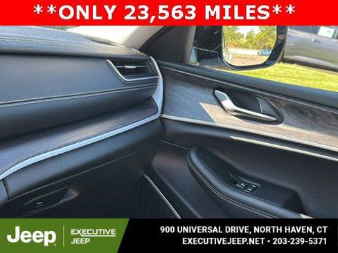 Certified 2022 Jeep Grand Cherokee Limited image 22