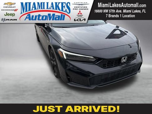 Used 2025 Honda Civic Sport image 1