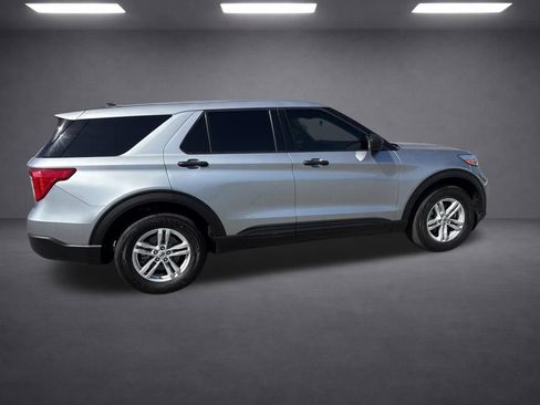 Used 2022 Ford Explorer 4WD image 13