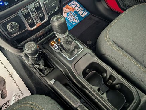 Certified 2025 Jeep Wrangler Unlimited Sahara image 29