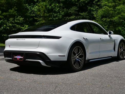 Used 2020 Porsche Taycan Turbo / Performance Package / image 27
